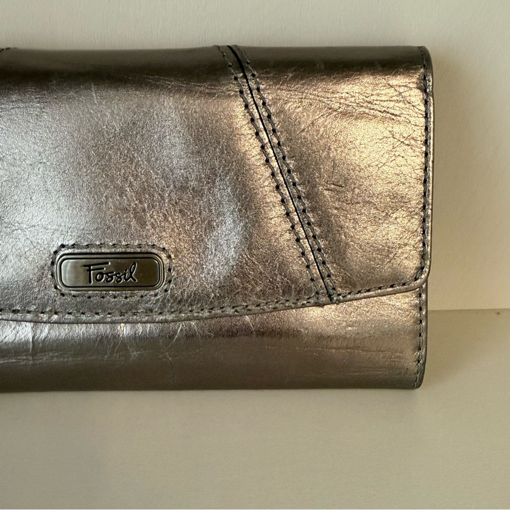 Fossil Y2K Metallic Silver Wallet, extra insert 7x4 - Picture 12 of 16